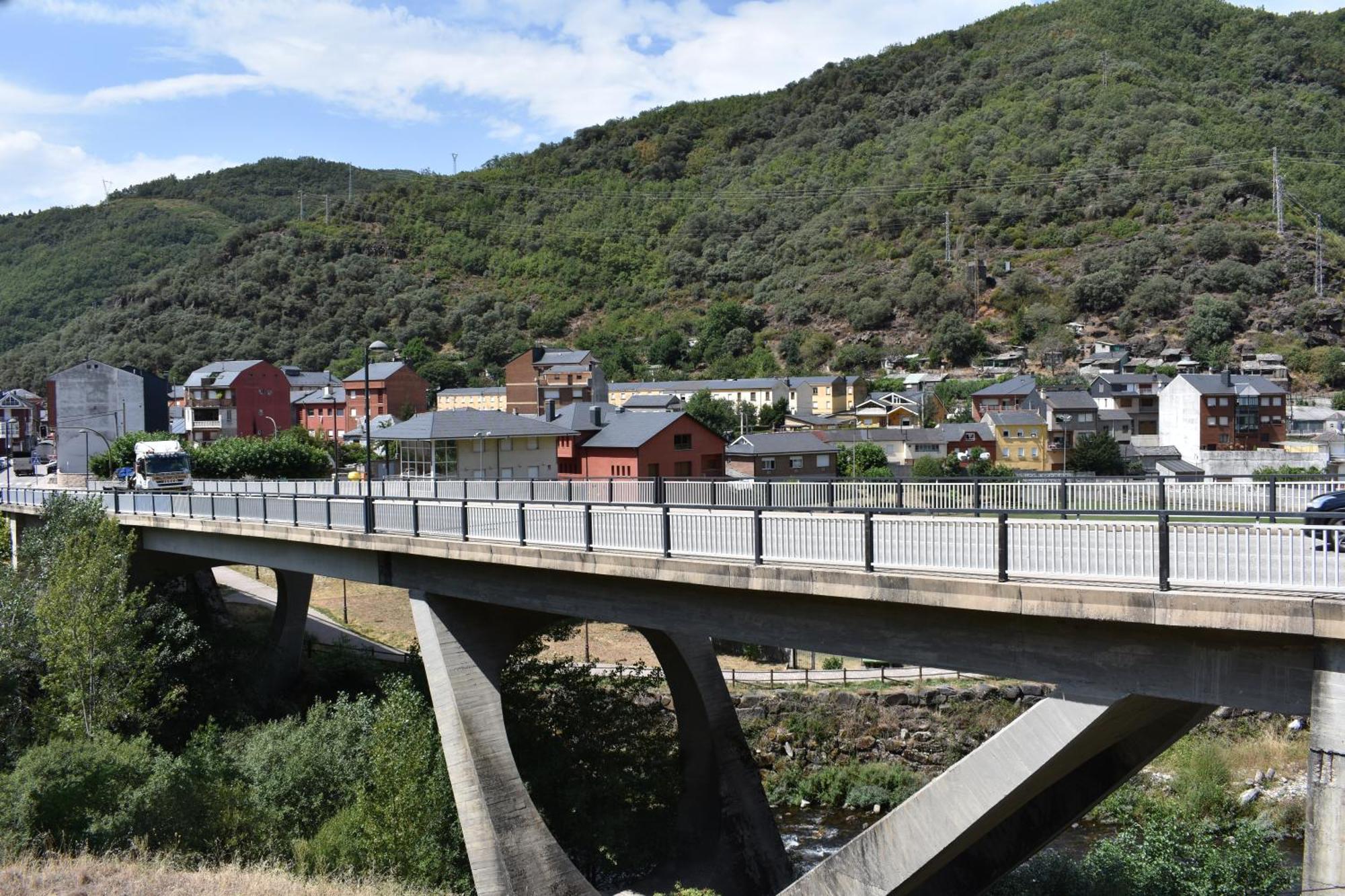 Апартаменти Vivienda De Uso Turistico Abella Matarrosa del Sil Екстер'єр фото